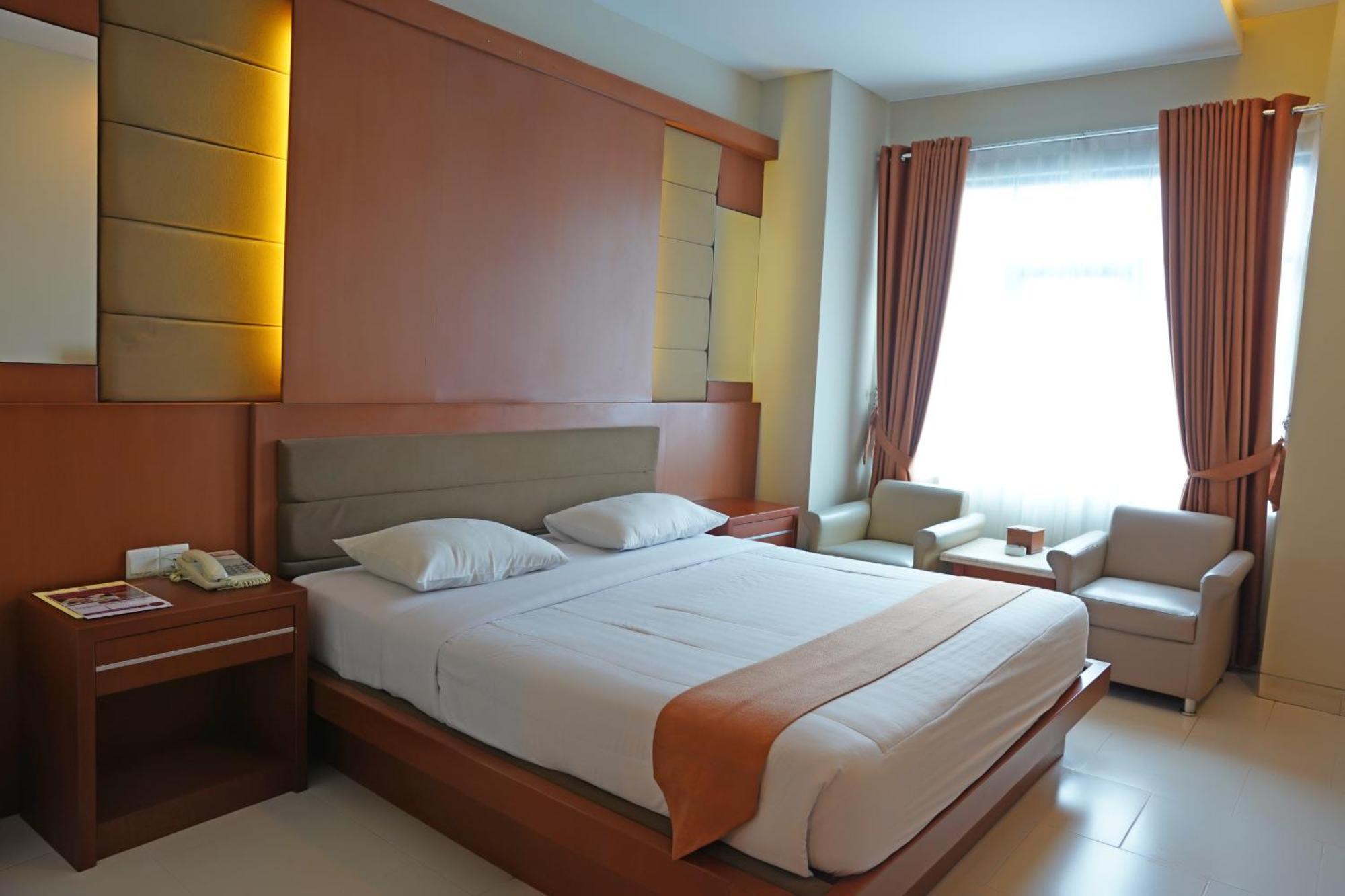 Arinas Hotel Bandar Lampung Luaran gambar