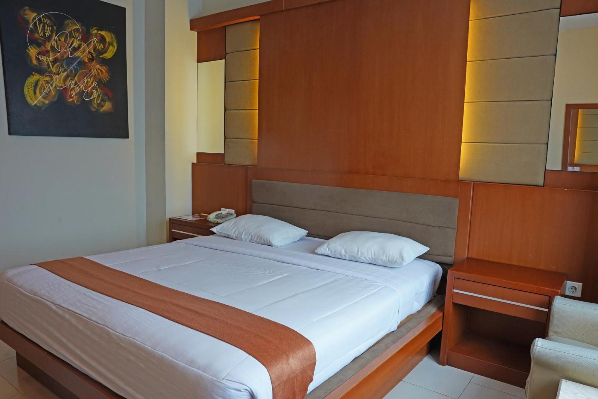 Arinas Hotel Bandar Lampung Luaran gambar